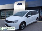 Used 2023 Chrysler Voyager LX image 4