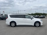 Used 2021 Chrysler Voyager Lxi image 4