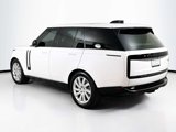 Used 2023 Land Rover Range Rover SE image 3