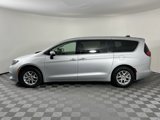 Used 2023 Chrysler Voyager LX image 4