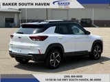 Used 2023 Chevrolet TrailBlazer RS w/ Sun and Liftgate Package image 5