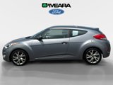 Used 2017 Hyundai Veloster image 2
