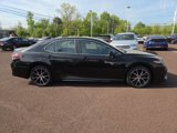 Certified 2021 Toyota Camry SE image 2