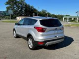 Used 2019 Ford Escape SE image 3