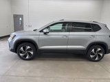 New 2025 Volkswagen Taos SE image 2