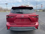 Used 2021 Toyota Highlander XLE image 4