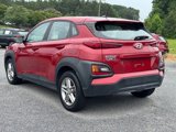 Used 2021 Hyundai Kona SE image 3