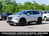 Used 2022 Nissan Rogue SV image 1