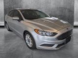 Used 2017 Ford Fusion SE image 3