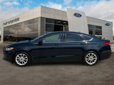 Used 2020 Ford Fusion SE image 2
