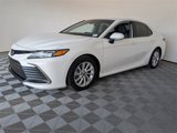 Used 2021 Toyota Camry LE image 4
