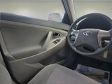 Used 2010 Toyota Camry image 6