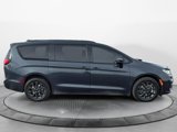 Used 2021 Chrysler Pacifica Limited w/ S Appearance Package image 5