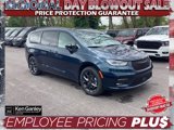 New 2025 Chrysler Pacifica Limited image 4