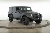 Used 2018 Jeep Wrangler Unlimited Sahara image 2