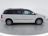 Used 2013 Chrysler Town & Country Touring image 2