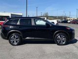 Used 2023 Nissan Rogue SV image 2