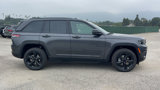 Used 2024 Jeep Grand Cherokee Altitude image 3