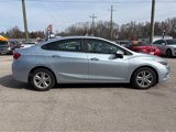 Used 2017 Chevrolet Cruze LT image 4