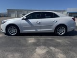 Used 2015 Chevrolet Malibu LT image 2