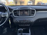 Used 2017 Kia Sorento LX w/ LX Convenience Package image 2