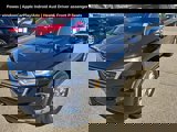 Used 2023 Chevrolet Traverse LT image 2