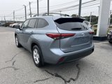 Used 2022 Toyota Highlander LE image 5