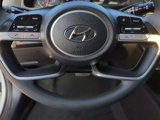 Used 2022 Hyundai Elantra SEL image 5