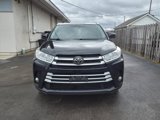 Used 2018 Toyota Highlander XLE image 2