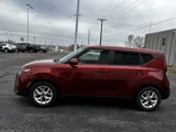Used 2022 Kia Soul LX w/ Technology Package image 2