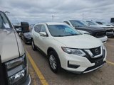 Used 2018 Nissan Rogue SV w/ Premium Package image 2