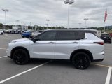 Used 2023 Mitsubishi Outlander SEL Black Edition image 2