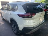 Used 2022 Nissan Rogue SV image 2