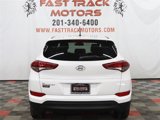 Used 2018 Hyundai Tucson SE image 5