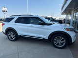 Used 2021 Ford Explorer XLT w/ Equipment Group 202A image 3