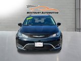 Used 2019 Chrysler Pacifica Touring-L image 2