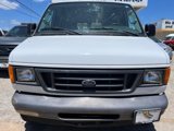 Used 2006 Ford E-250 and Econoline 250 image 2