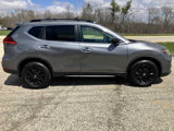 Used 2017 Nissan Rogue SV w/ Midnight Edition Package image 6
