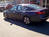 Used 2021 Nissan Altima 2.5 SV image 3