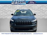 Used 2017 Jeep Cherokee Limited image 2