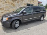 Used 2015 Chrysler Town & Country Touring image 2