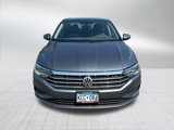 Used 2020 Volkswagen Jetta SE image 3