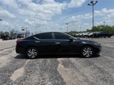 Used 2022 Nissan Altima 2.5 S image 2