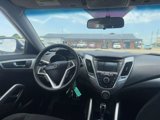 Used 2015 Hyundai Veloster image 6