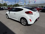 Used 2016 Hyundai Veloster image 5