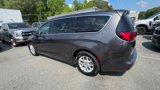 Used 2023 Chrysler Voyager LX image 3
