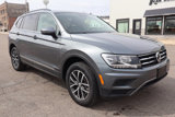Used 2020 Volkswagen Tiguan SE image 2