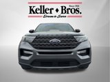 Used 2022 Ford Explorer XLT w/ Equipment Group 202A image 2