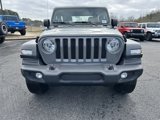 Used 2020 Jeep Wrangler Sport image 3