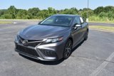 Used 2022 Toyota Camry SE image 2